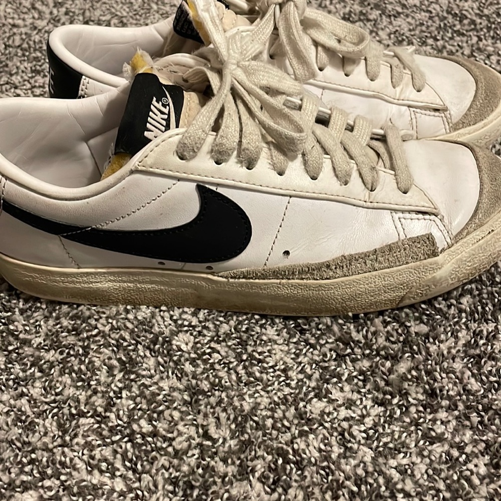 Nike low top blazers